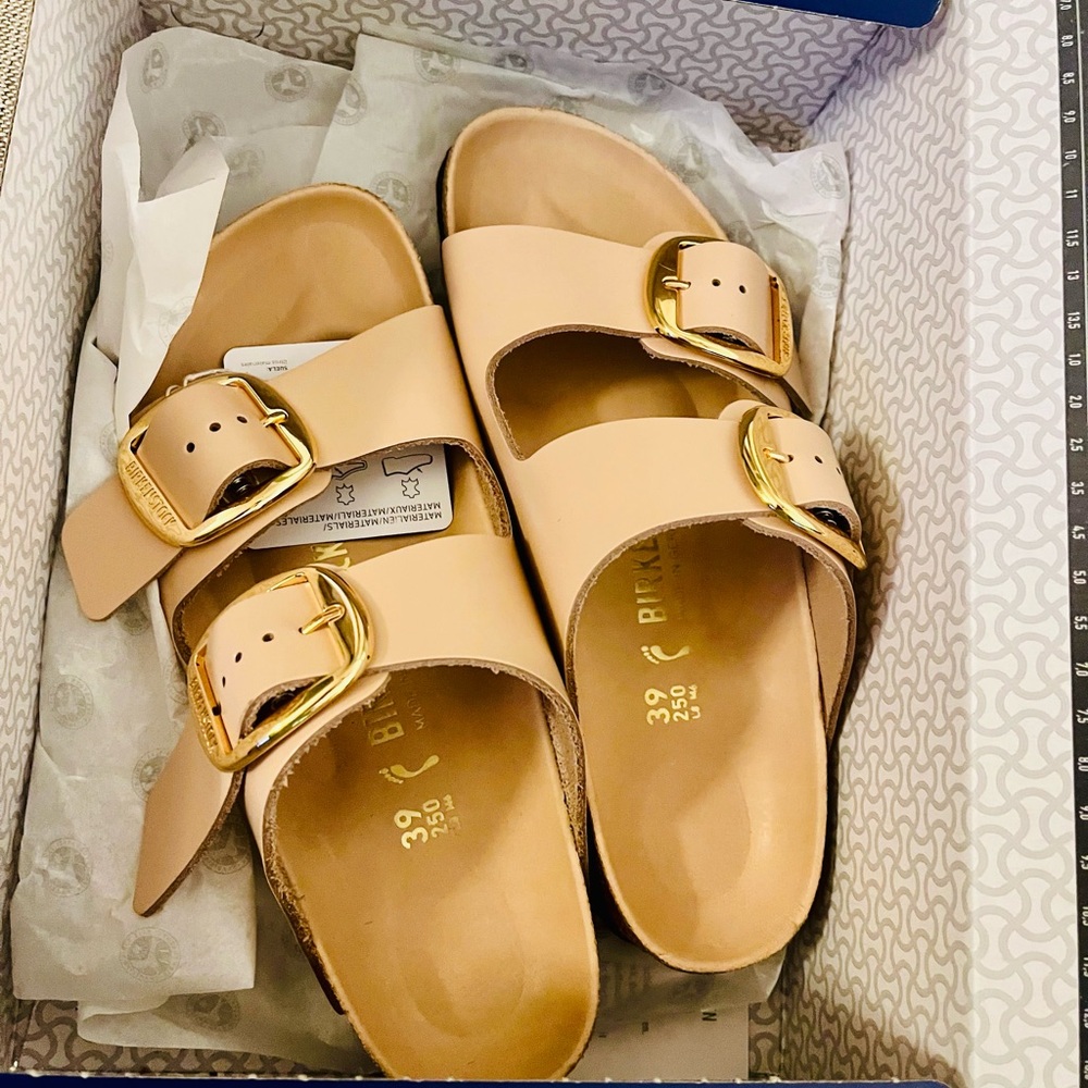 Staud by Birkenstock NWT High Shine New Beige - Size 39 Birkenstock /8-8.5 US - Picture 6 of 7